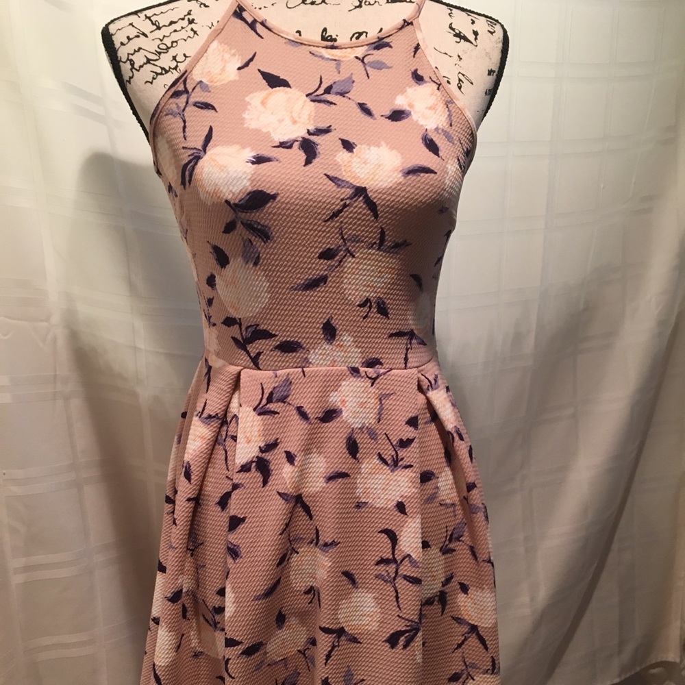 Pretty halter top flowy dress